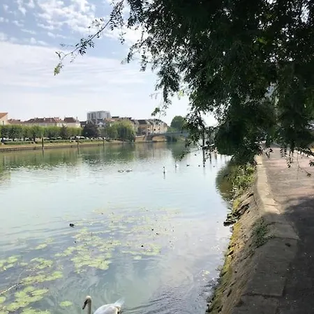 Woody Entre Et Paris アパート Lagny